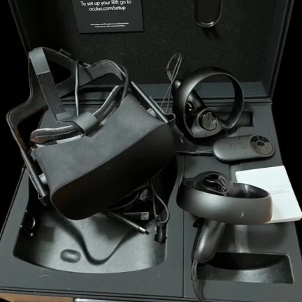 Oculus rift S PC Virtual Reality Headset VR w/Box and Cable Used Meta Used